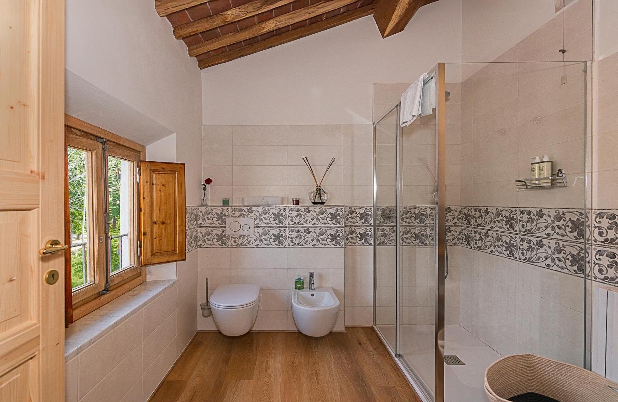 B&B Toringo Capannori Rum bild