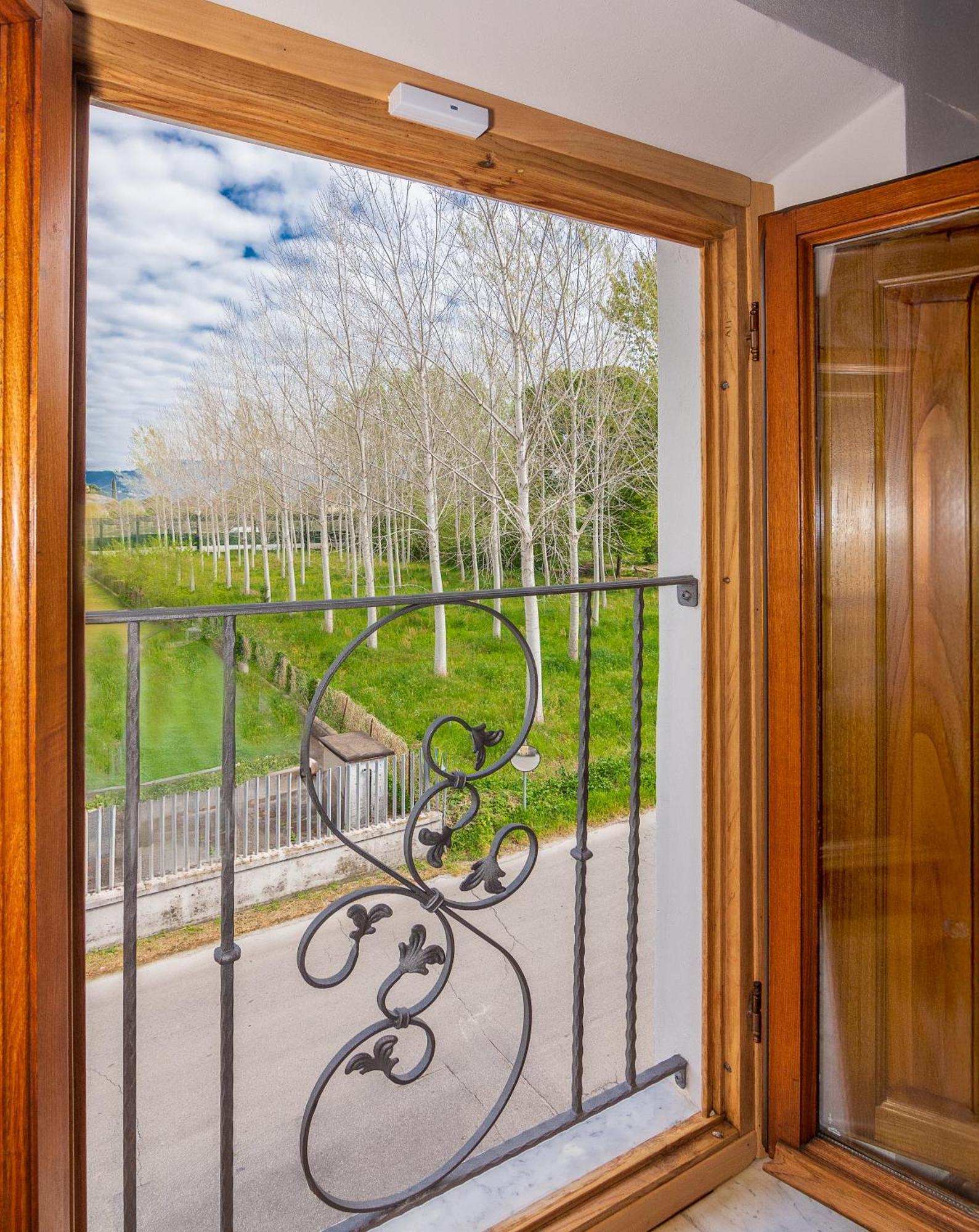 B&B Toringo Capannori Exteriör bild