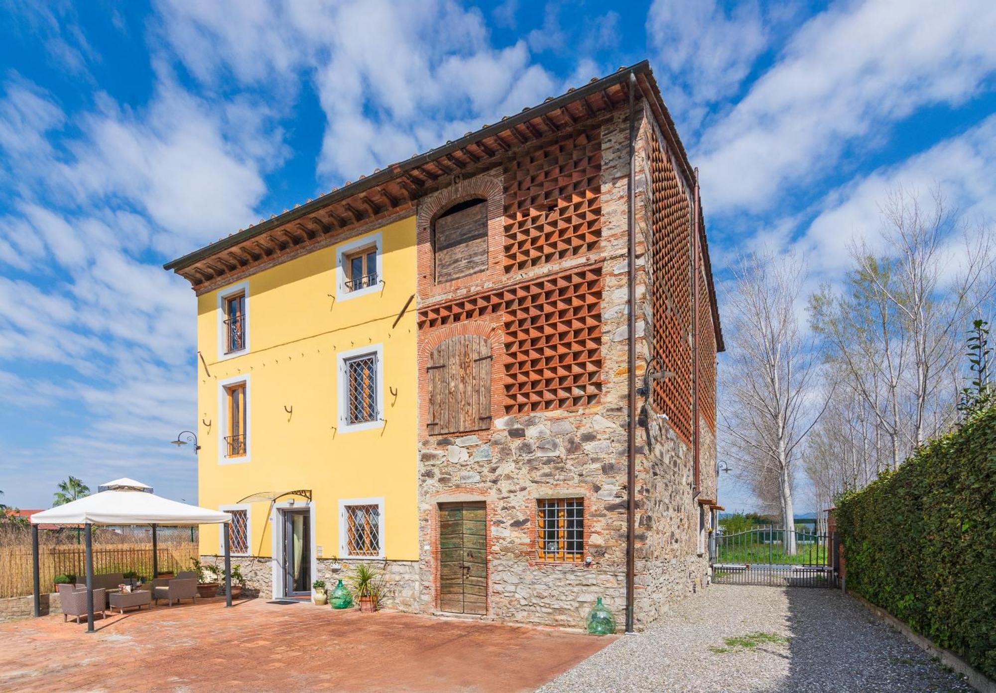B&B Toringo Capannori Exteriör bild